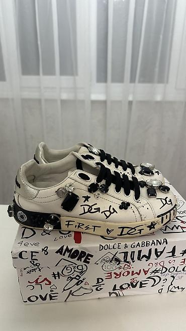 Брючные костюмы: Женская одежда, покупала в Дубаи/Италии, размер s/m, l до 44. Цены от at lalafo.kg — 72 Брючные костюмы: Женская одежда, покупала в Дубаи/Италии, размер s/m, l до 44. Цены от — 72