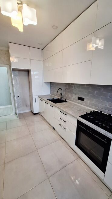 Продажа квартир: 3 комнаты, 85 м², Элитка, 4 этаж, Старый ремонт — 19