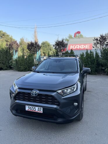 Toyota: Toyota RAV4: 2019 г., 2.5 л, Автомат, Гибрид, Кроссовер