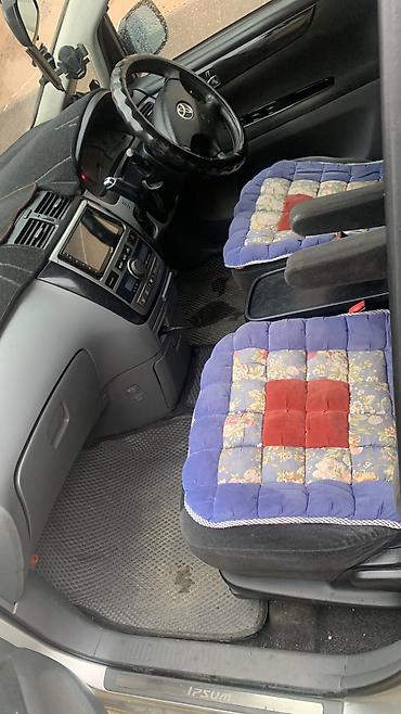 Toyota: Toyota Ipsum: 2003 г., 2.4 л, Автомат, Бензин, Минивэн — 8