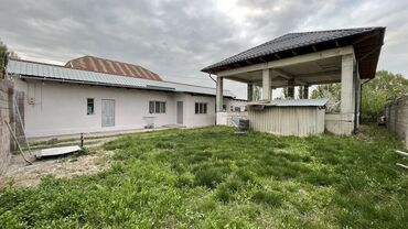 снять на длительный срок дом: 60 м², 2 комнаты, Бронированные двери, Евроремонт, Забор, огорожен