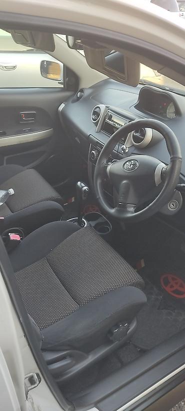 Toyota: Toyota Ist: 2003 г., 1.5 л, Автомат, Бензин, Лифтбек — 8
