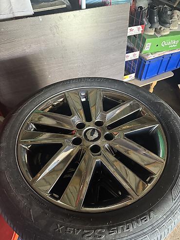 Унаа: Дөңгөлөктөр монтажда 255 / 50 / R 20, Жай, Колдонулган, Комплект, Жол тандабастар (АТ/МТ), Куйма, тешиктери - 5 — 6