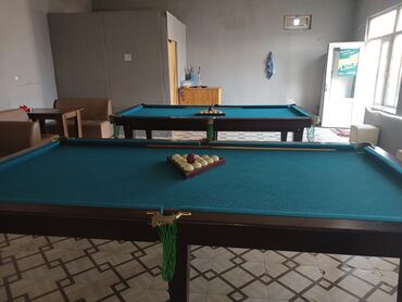 billiard masasi: Ramani savxoz da yerlewir bilyard salonu buyrun gelin eylenin vaxdiniz