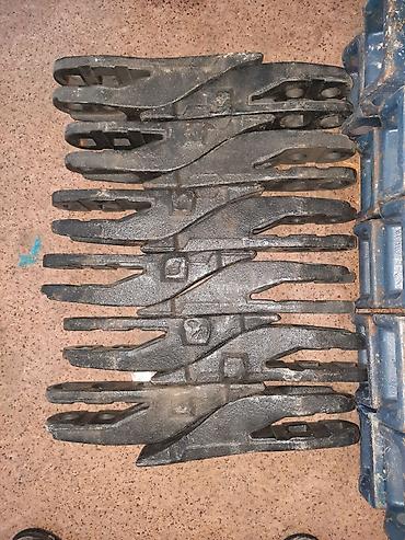 Другие автозапчасти: Запчасти на экскаватор Продаю клыки на хундай гидравлика манжеты — 6