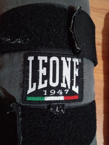 Sportska odeća: Rukavice, Upotrebljenо — 16