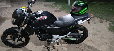 мотоциклы спорт: Спортбайк Honda, 250 куб. см, Бензин, Чоңдор үчүн, Колдонулган