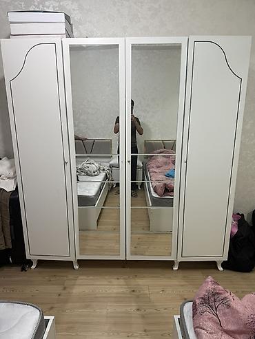 İşlənmiş, 4 qapılı, Güzgülü, Ağ, Açılan, Düz dolab lalafo.az -da İşlənmiş, 4 qapılı, Güzgülü, Ağ, Açılan, Düz dolab