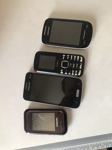 Samsung GT-S3310, Б/у, < 2 ГБ, цвет - Черный, 1 SIM, 2 SIM