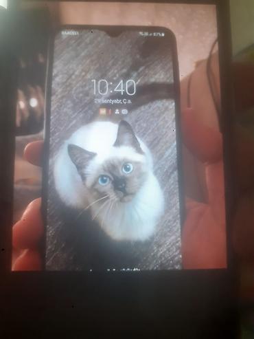 Smartfon – damla formalı çentikli ekran, nazik çərçivələr - Ekran