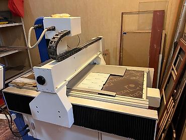 Фрезерные станки: Фрезерный станок с ЧПУ, Горизонтальный, Для деревообработки, Б/у — 9