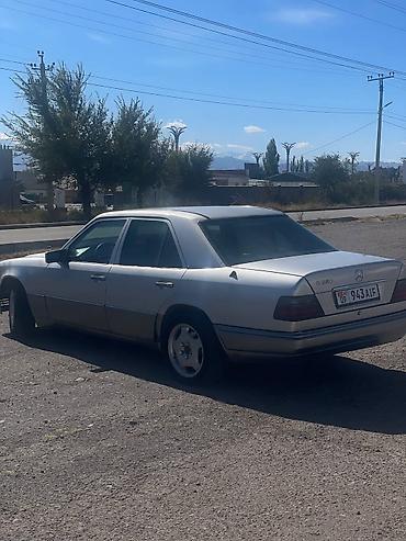 Продажа авто: Mercedes-Benz W124: 1993 г., 3.2 л, Автомат, Бензин, Седан — 3