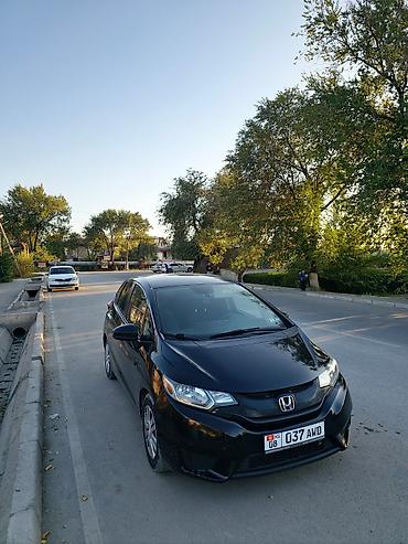 Honda Fit: 2015 г., 1.5 л, Вариатор, Бензин, Хэтчбэк