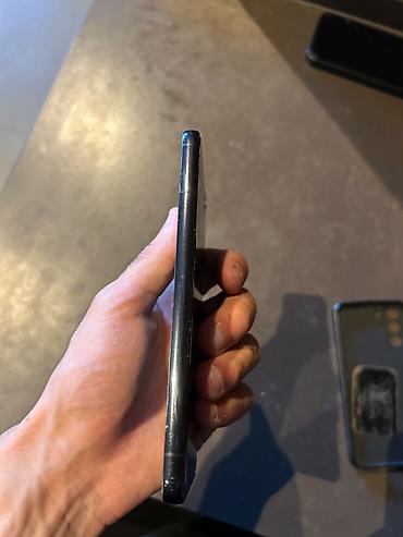 note 20 plus: Samsung Galaxy S22, rəng - Qara, Simsiz şarj — 2