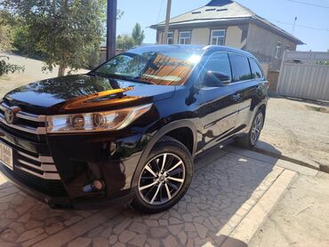 срочно продаю горид: Toyota Highlander: 2018 г., 3.5 л, Автомат, Бензин, Кроссовер