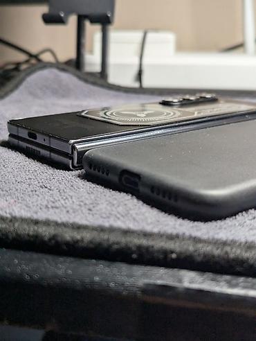 z fold 3: Z fold 5 256/12 Snapdragon 8 gen 2 Все работает все родное из — 10