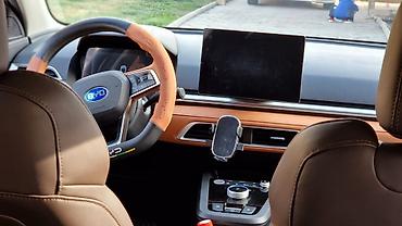 byd e9 1: BYD E2: 2021 г., Электромобиль, Хэтчбэк — 6