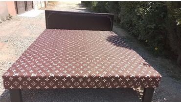 Mebellərin yığılması: Təzə çarpayılar. 1 nəfərlik çarpayılar 60manat. 2 nəfərlik taxt — 19