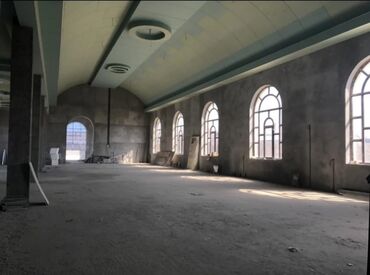 Kommersiya daşınmaz əmlakının satışı: Gəncədə möhtəşəm obyekt satılır. İstəyən xəstəxana,gözəllik — 14