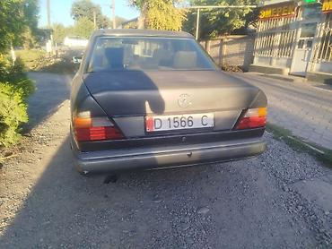 продаю мерс 140: Mercedes-Benz W124: 1989 г., 2 л, Механика, Бензин, Седан — 6