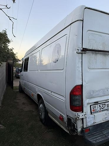 70 сом: Mercedes-Benz Спринтер: 2001 г., 2.2 л, Кол менен иштөөчү, Дизель, Van — 4