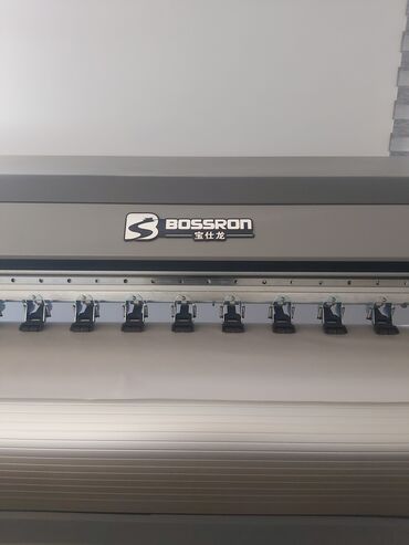 принтеры в бишкеке цена в Кыргызстан | ПРИНТЕРЫ: Продаётся широкоформатный принтер Bossron 3304 L новая 3.2 м. Есть