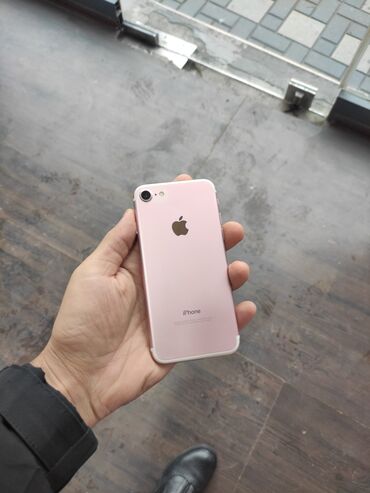 Apple iPhone: IPhone 7, 128 GB