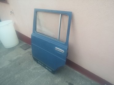 Auto delovi: Vrata zadnja leva Lada 2131 Niva. Polovno, ocuano. Skinuto sa — 4