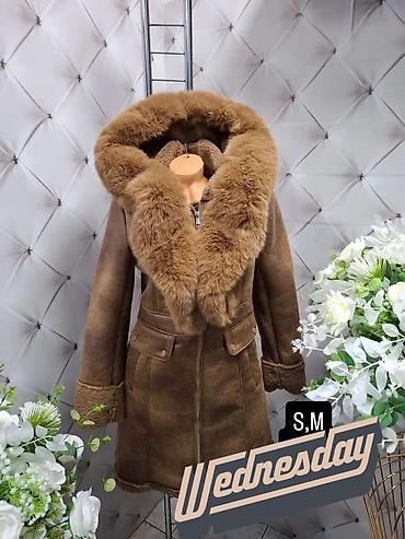 krznena bunda: Ženska zimska jakna/kaput sa krznom – model “Wednesday” - Dizajn — 1