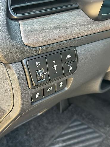 Kia: Kia K7: 2020 г., Седан — 26