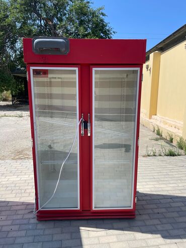 i̇kinci əl soyuducu: Ugur 2 qapili su vitrini 1400 Azn. Yeni alinib 1 hefte cemi istifade