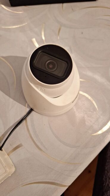 Videomüşahidə: Dahua brendindən təhlükəsizlik kamera sistemi, qara rəngdə DVR cihazı — 9