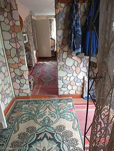 Продажа коттеджей и домов: 🏡 Срочно продаётся дом в районе Аламединского рынка, Бишкек ✨ 4комнат — 15