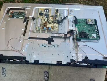 Aksesoari za TV i video: Toshiba 55V6763 u delovima: 17IPS72 Power supply board 17WFM07 WiFi — 10