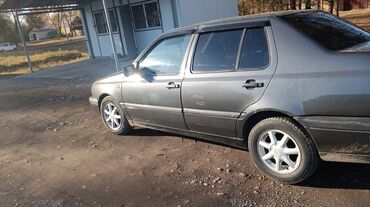 полка цивик: Volkswagen Vento: 1993 г., 1.8 л, Механика, Бензин, Седан
