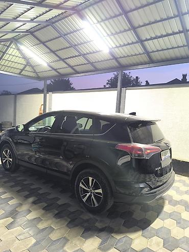 70 camry: Toyota RAV4: 2018 г., 2.5 л, Автомат, Бензин, Кроссовер — 3