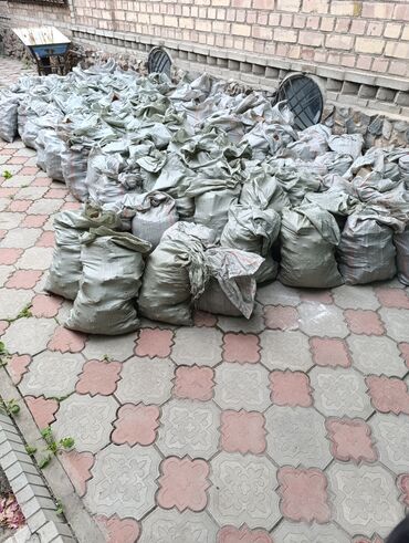 ун тегирмон: Бесплатно, строительный мусор (битый кирпич, остатки штукатурки) под