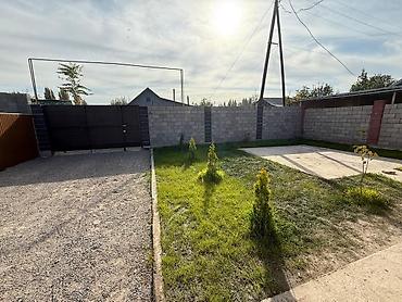 Продажа коттеджей и домов: Продаётся дом с участком. Описание: Город Томок Ленина 234 Две — 8