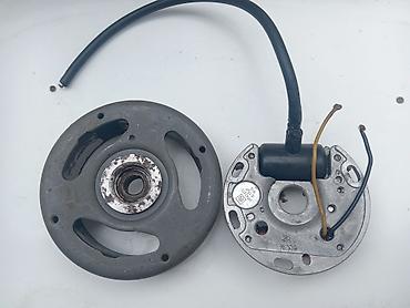 methyl 3: Komplet crno  paljenje 6v 17w  ispravno 3000 din Sve komplet sa  — 2