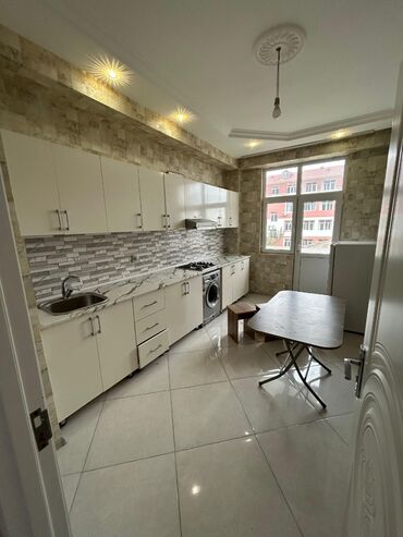 Uzunmüddətli kirayə mənzillər: Salam mazırda tam mərkəzdə ev kirayə verilir 3 otaqlı her bır şəraiti -da lalafo.az — 11 Uzunmüddətli kirayə mənzillər: Salam mazırda tam mərkəzdə ev kirayə verilir 3 otaqlı her bır şəraiti — 11