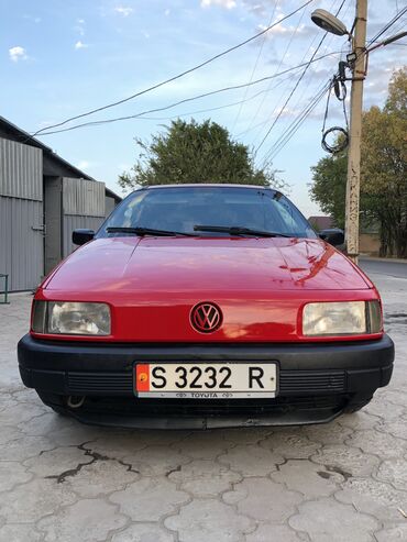 Volkswagen: Volkswagen Passat: 1989 г., 1.8 л, Механика, Газ, Универсал