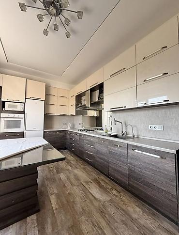 воост: 3 комнаты, 114 м², Элитка, 4 этаж — 10