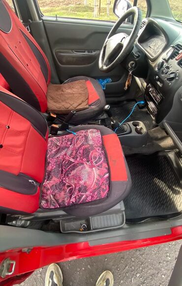 Suzuki: Suzuki Wagon R: 2002 г., 1.3 л, Механика, Бензин, Хэтчбэк — 2