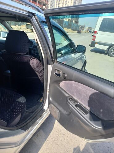 Toyota: Toyota Avensis: 2002 г., 2 л, Автомат, Бензин, Универсал — 16