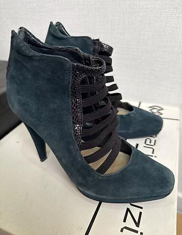 Ботинки и ботильоны: Ботильоны с вышивкой фирменные Bershka 35/36 р - 2500 сом ❤️ шикарные — 9