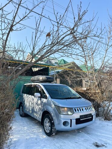 Mitsubishi: Mitsubishi Delica: 2007 г., 2.4 л, Автомат, Бензин, Минивэн