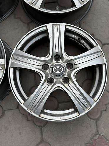 Диски: Литые Диски R 16 Toyota, Комплект, отверстий - 5, Б/у — 2