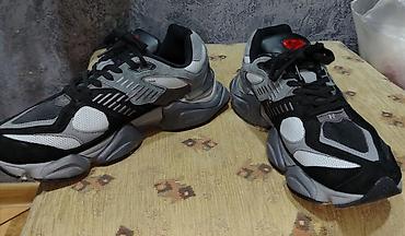 New Balance idman ayaqqabısı. Qara, boz və ağ rənglərin lalafo.az -da New Balance idman ayaqqabısı. Qara, boz və ağ rənglərin