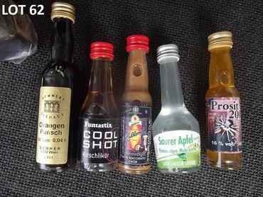 Ostali predmeti za umetnost i kolekcionarstvo: Mini Bottle unučići fraklići čokanji Kao sa slika . Zainteresovanima — 21
