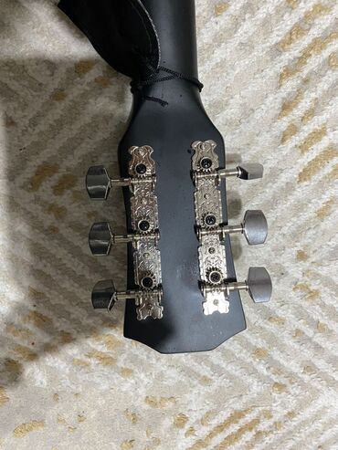 струны для гитары для начинающих: Акустическая гитара Kabat, форма корпуса дредноут с вырезом (cutaway) at lalafo.kg струны для гитары для начинающих: Акустическая гитара Kabat, форма корпуса дредноут с вырезом (cutaway)